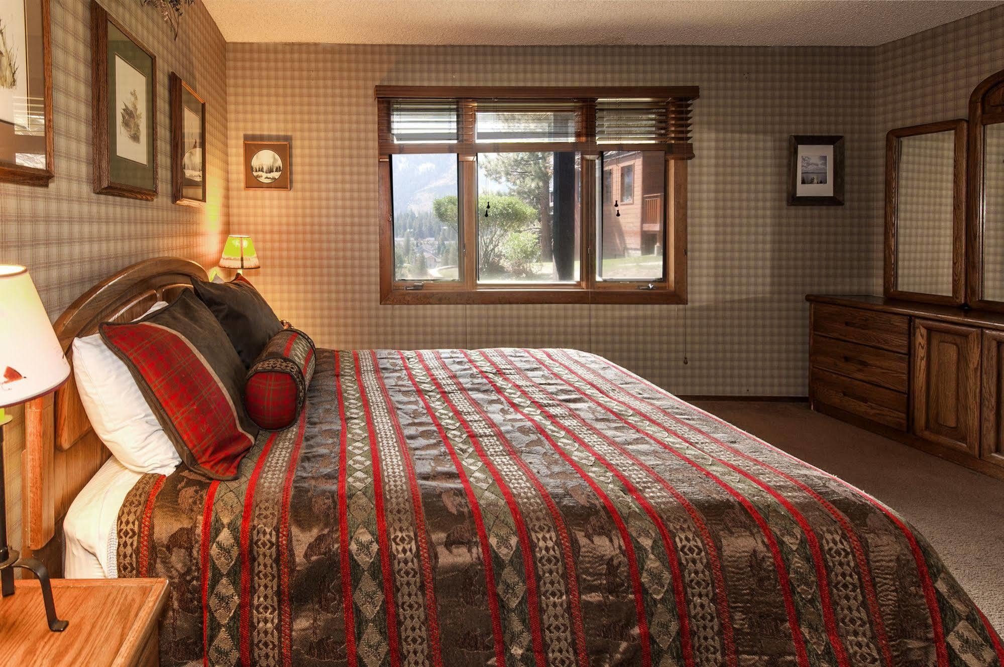Meadow Ridge Condos By Mammoth Slopes Lodging Mammoth Lakes Exteriér fotografie